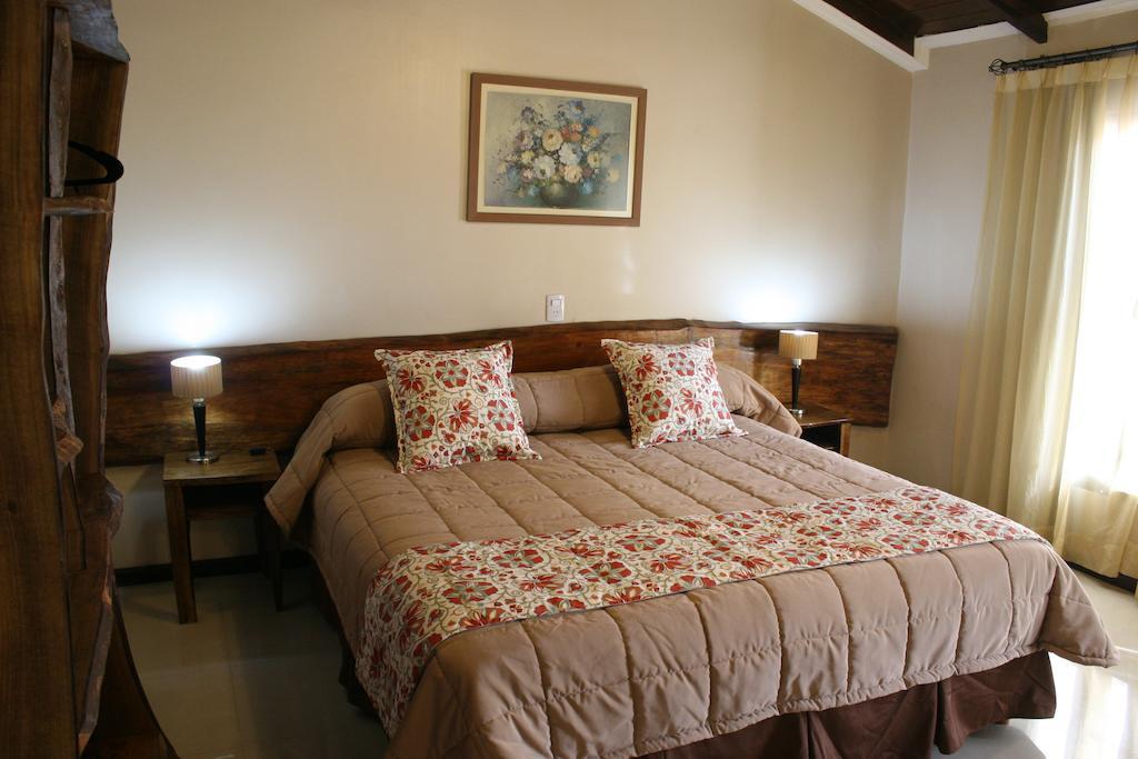 Posada Del Jacaranda ปูแอร์โตอีกวาซู ห้อง รูปภาพ
